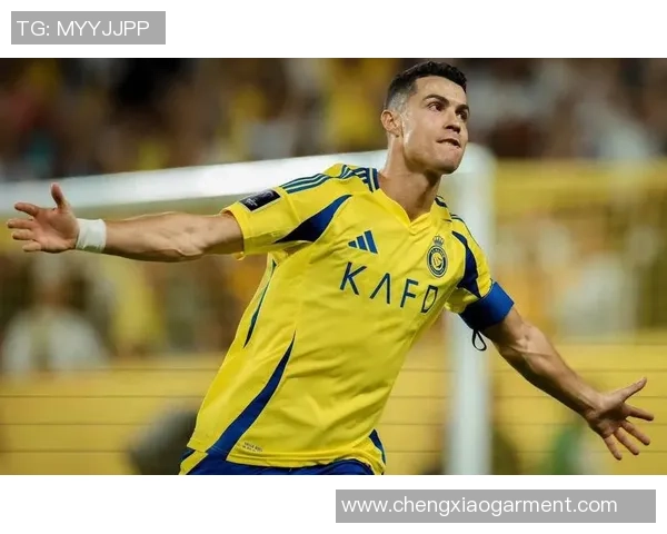 中国足球三大传奇球星解析及其在国内外的影响力与贡献