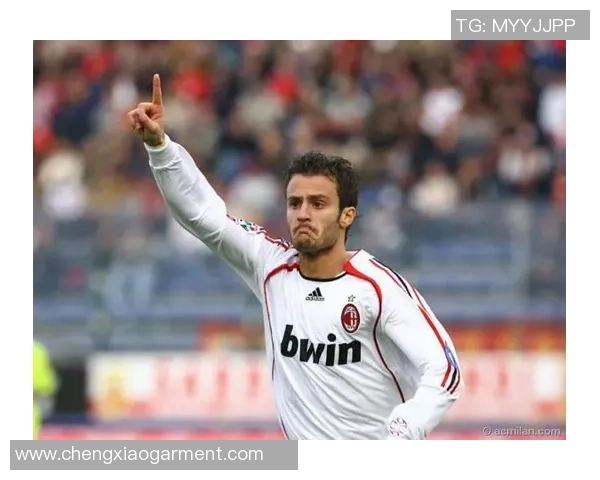 全球五大高颜值足球明星盘点 帅气与实力兼备的完美代表